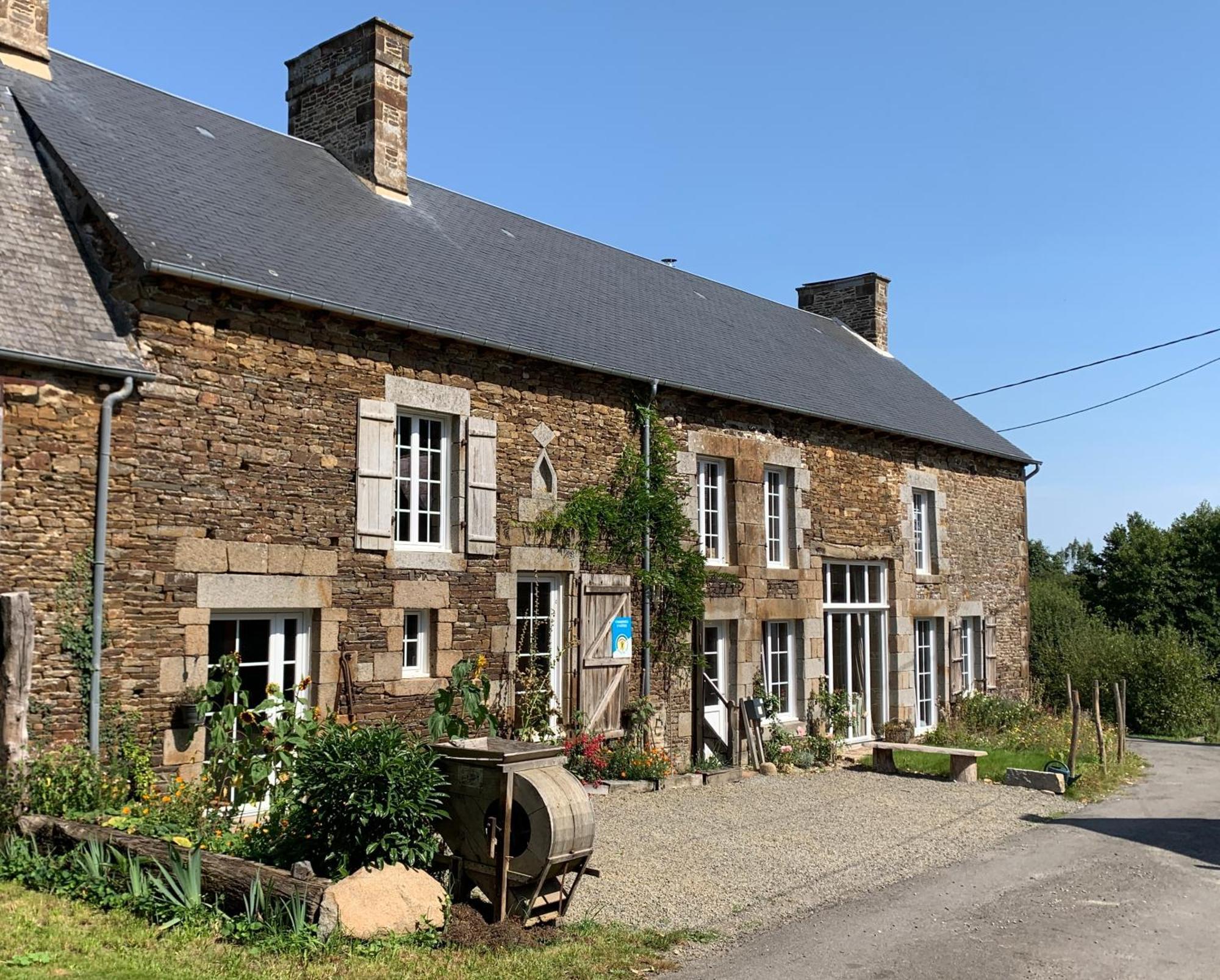 Agritourisme Abae Bed & Breakfast Sougéal Exterior foto